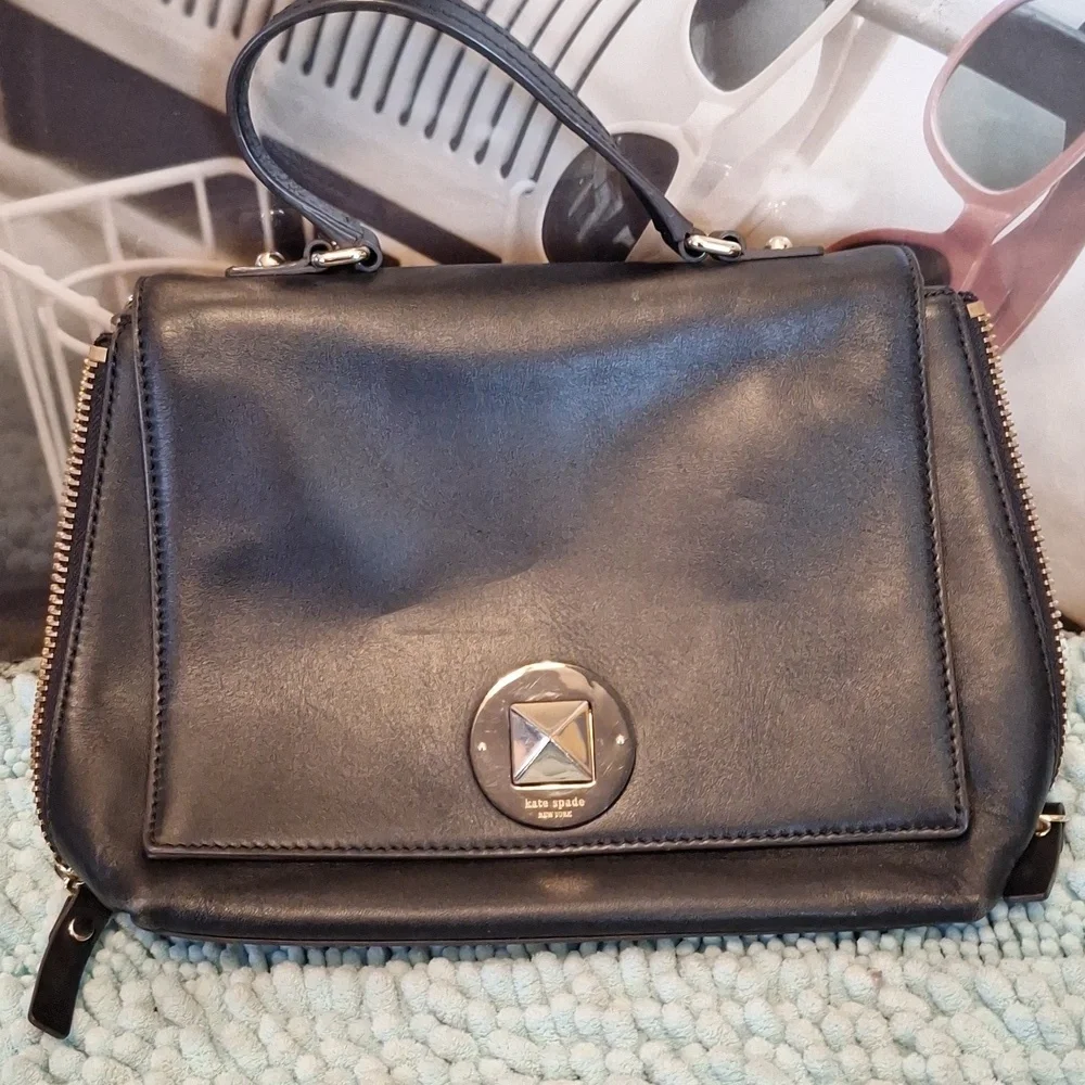 Kate Spade Varick Street Abbie Satchel   WKRU2097, Pre owned.